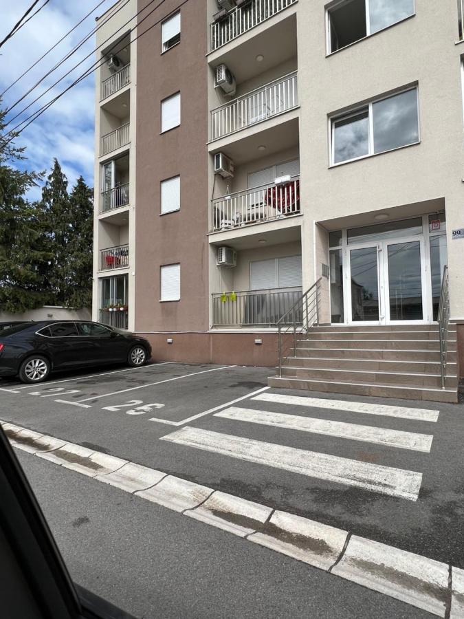 Delete 4 Belgrado Exterior foto